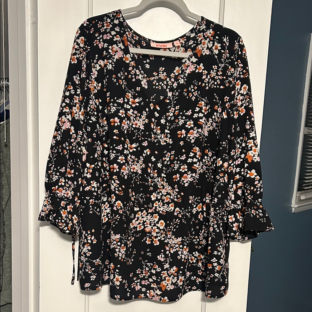 EVRI Black and Pink Floral Blouse - Picture 1 of 1